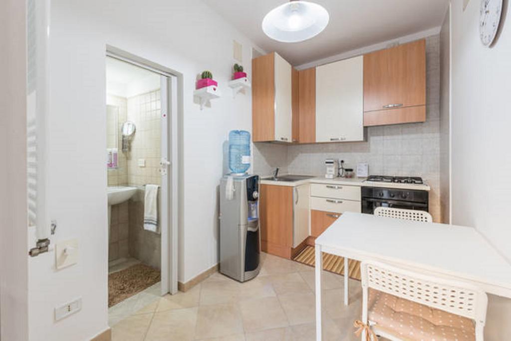 Appartement Al Cortile à Bari Extérieur photo